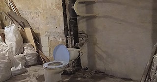 Демонтаж сантехкабины в панельном доме - цена от 1058 рублей | Сварной-Лук